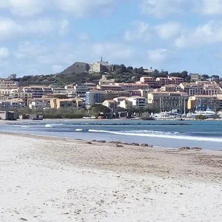 Les Residences Pinea * Calvi (Corsica)
